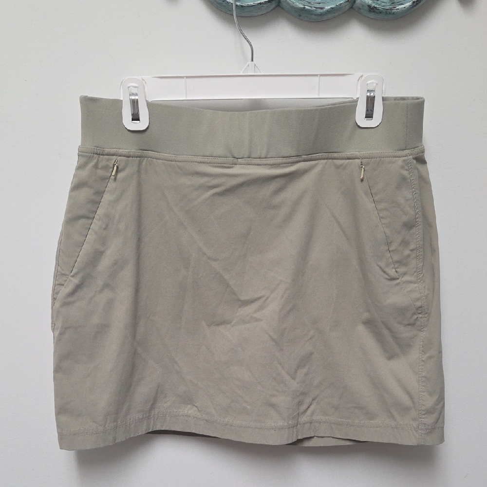 Eddie Bauer Taupe Women's Skirt With Built In Shorts